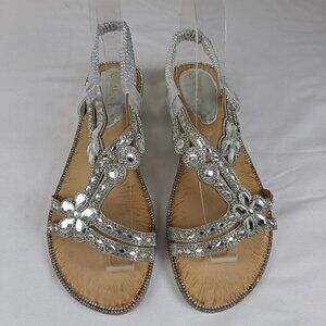 Duo Mei Zu Yuan Size 38 (US 7-7.5) Silver Sandals Embellished Elastic Back NWOT